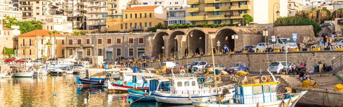 Waarom dit vergeten neoclassicistische pand nu het culturele hart van Heraklion is - image 2