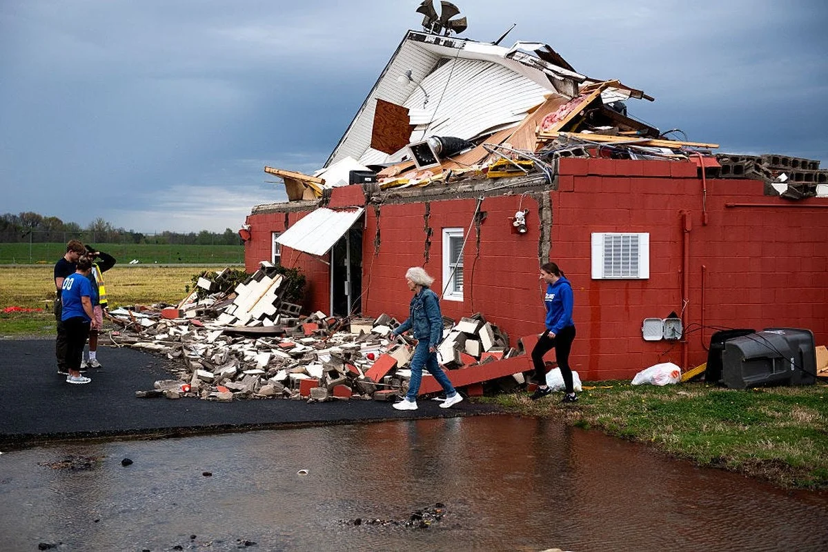 waaromjeopdedak-extra-1.webp Waarom je op de dakpannen van je huis in Iowa moet letten als je minder wilt betalen - image 1