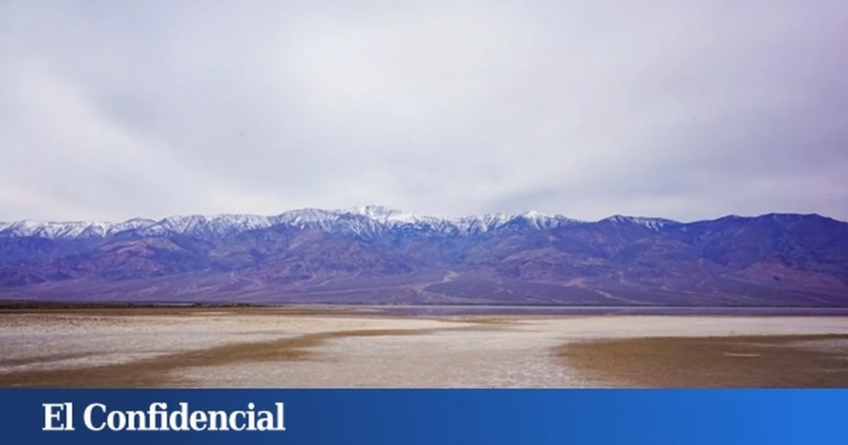 Zeldzame regenval in Death Valley legt 10.000 jaar oude structuur bloot