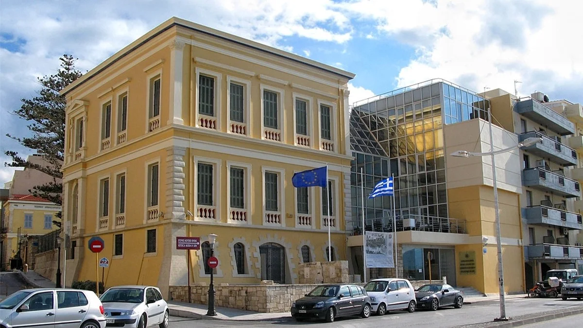 Waarom dit vergeten neoclassicistische pand nu het culturele hart van Heraklion is - image 1