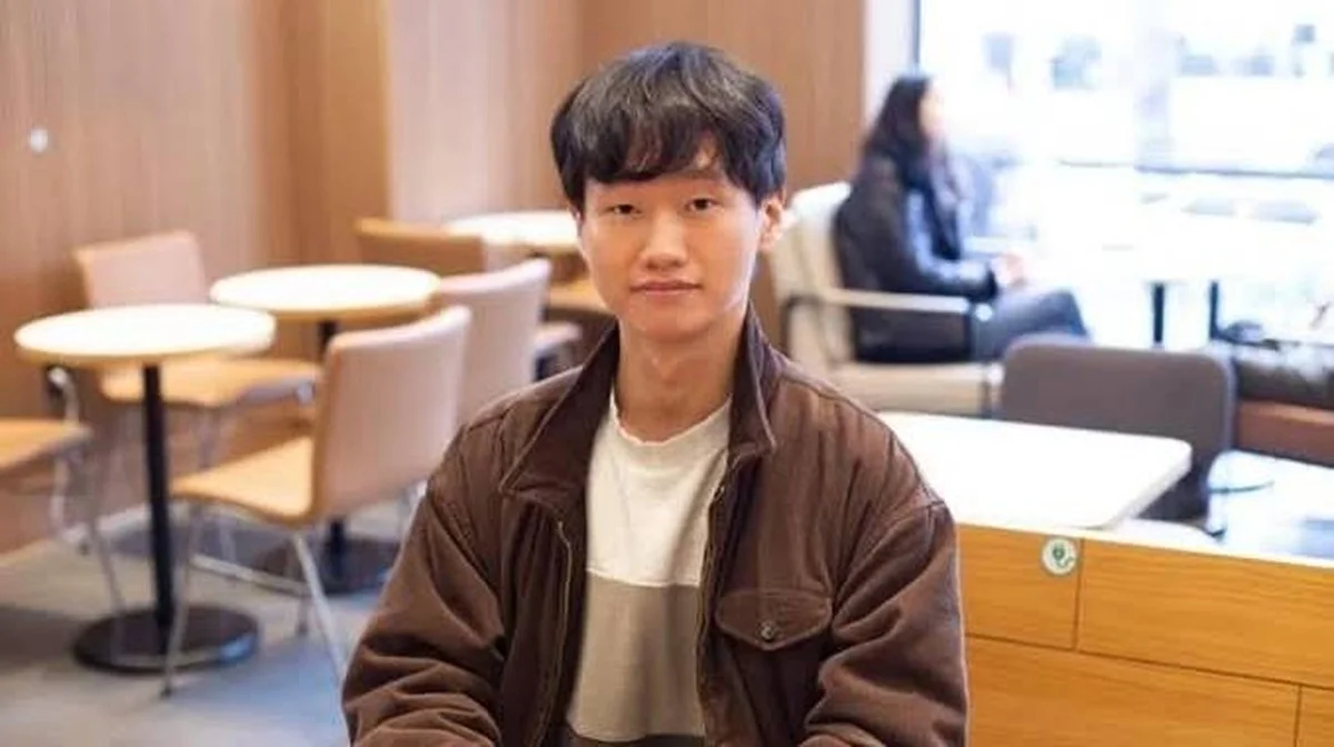 De Koreaanse wiskundige die decennialang 'de verhuisde bank' in een gang loste