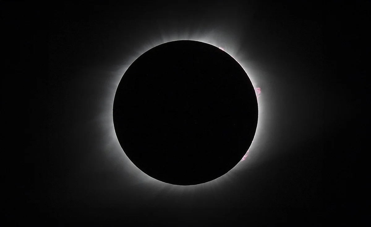 Waarom ervaren astronomen verwachten dat de langste zonsverduistering van de eeuw 