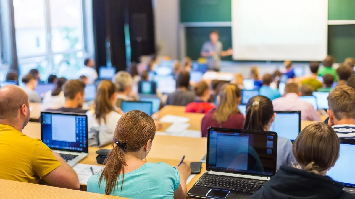 Hoe een wetenschappelijk instituut 24 nieuwe opleidingen lanceert na zware tegenslag - image 2