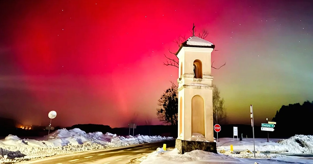 Dit gebeurt zelden: het noorderlicht verscheen boven de wakkere hemel van Warmen-Mazurië