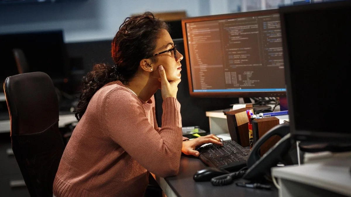 ditverklaartwaa-extra-1.webp Dit verklaart waarom de Nederlandsche Bank nu al minder analisten nodig heeft - image 1