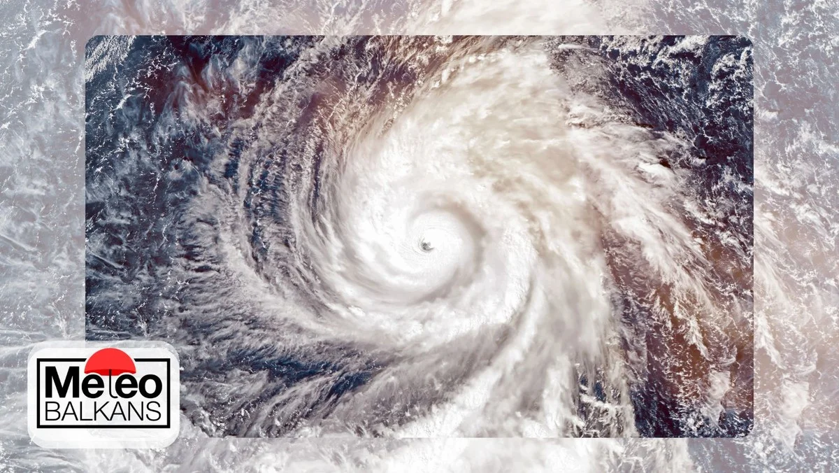 Waarom ervaren tuiniers een lepel kaneel onderin de pot stoppen