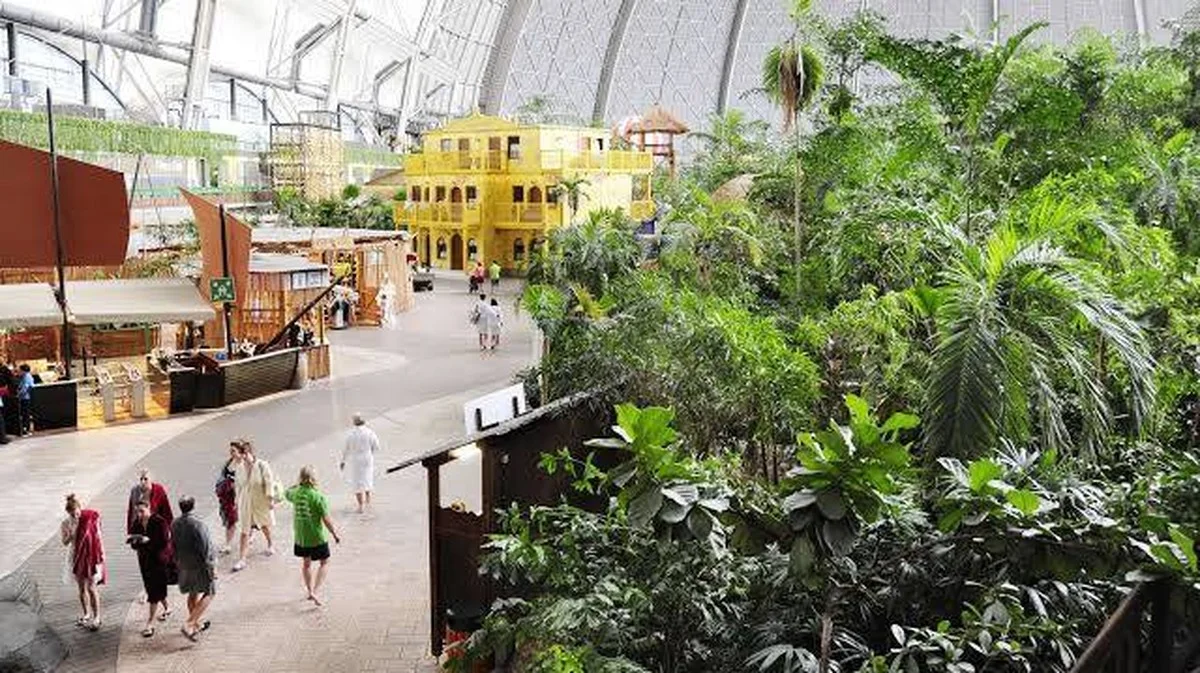 Waarom een reusachtige luchtballonhal in Duitsland een stukje Amazone herbergt