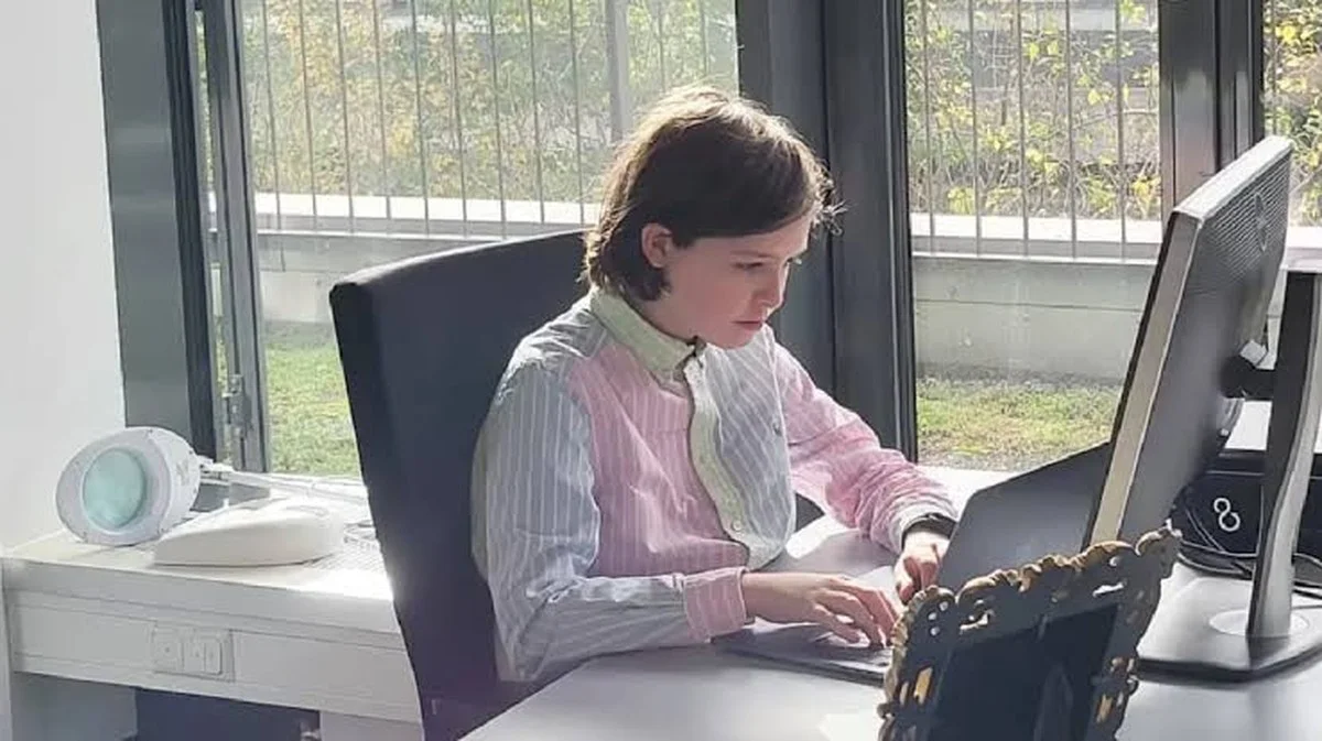 Waarom de 15-jarige PhD in kwantumfysica nu met AI de grens van menselijk denken wil verleggen