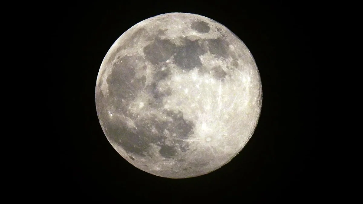 Waarom de januarimaan de Wolfmaan heet en het magische tijdstip om hem in 2026 te zien - image 2