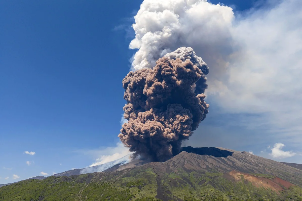 Waarom de Etna plotseling as naar Taormina blaast: de ongemakkelijke waarheid over die vulkanische trillingen - image 2