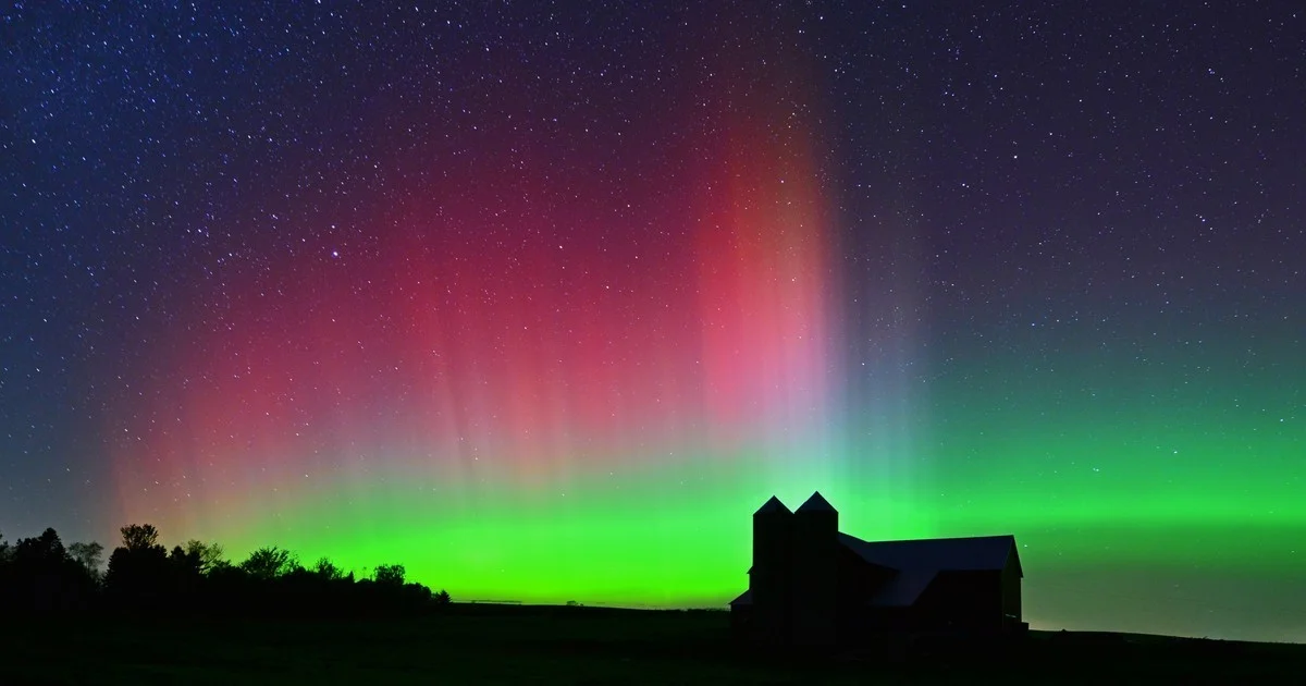 Roze gloed aan Nederlandse hemel: waarom je aurora's vaker ziet dan je denkt