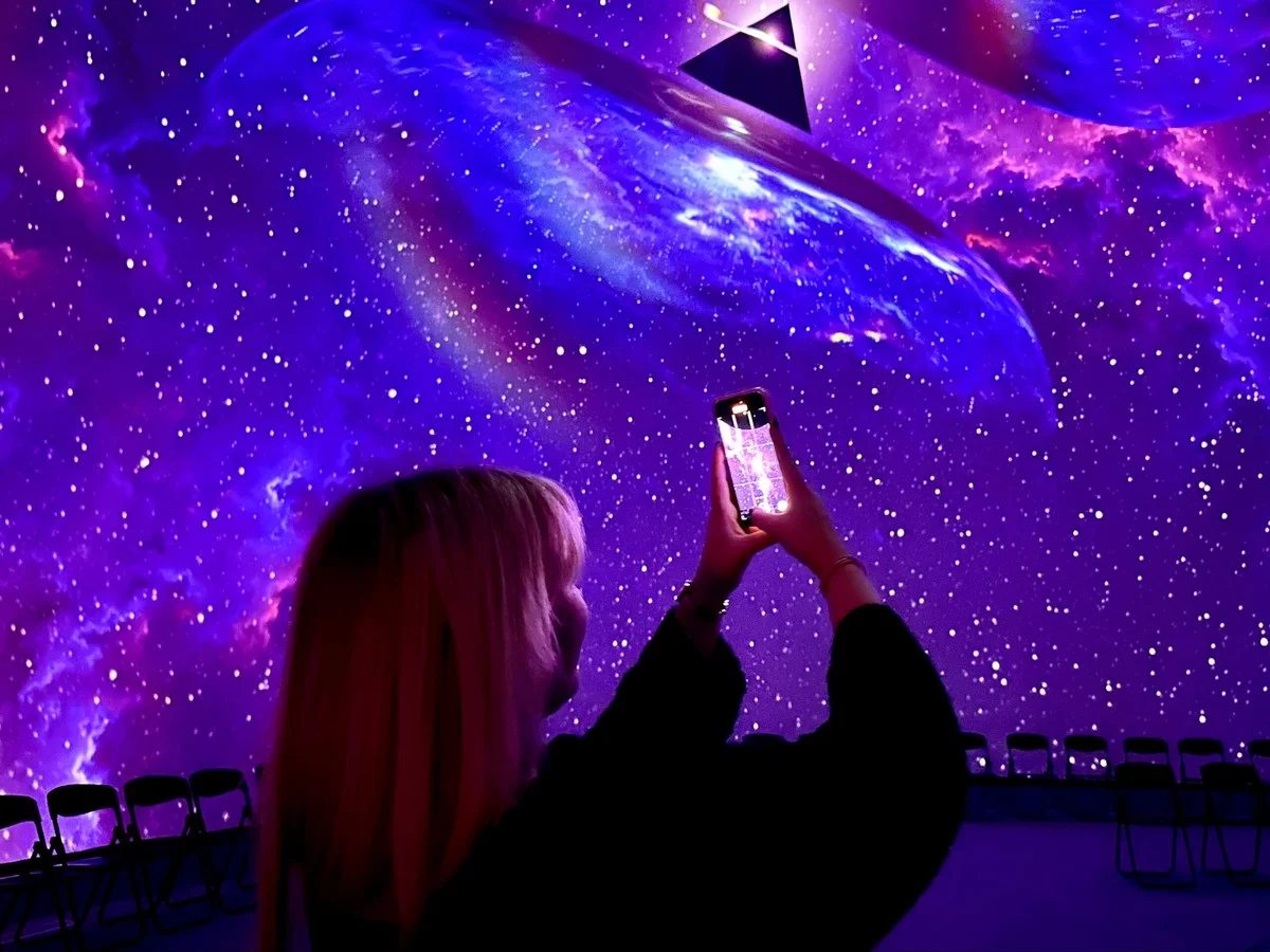 Waarom je deze vakantie het heelal bezoekt met Pink Floyd-muziek - image 2