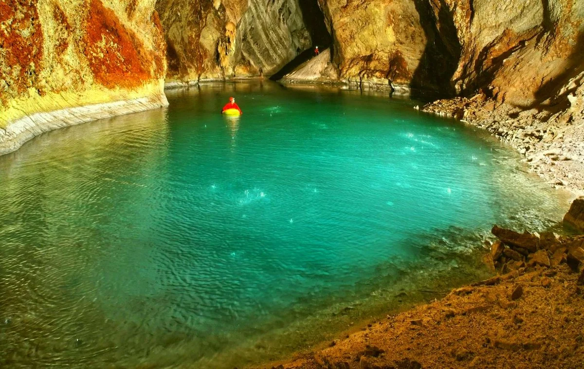 Dit verborgen meer onder de grond is groter dan je denkt