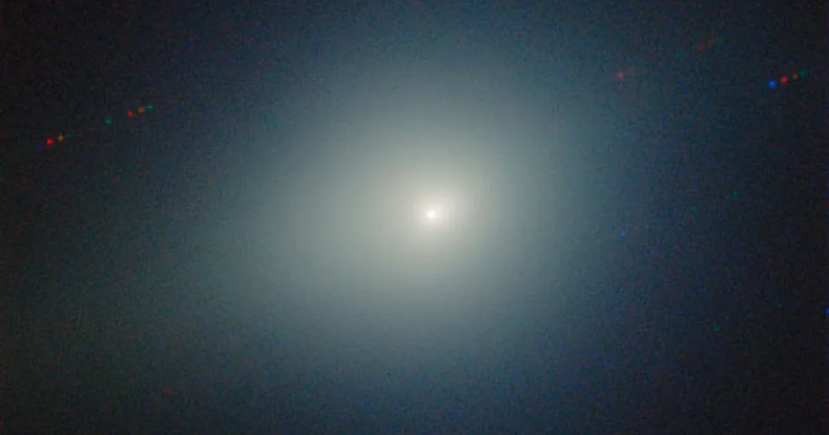 Waarom de 3I/ATLAS komeet plotseling groen kleurt vlak voor zijn dichtste nadering