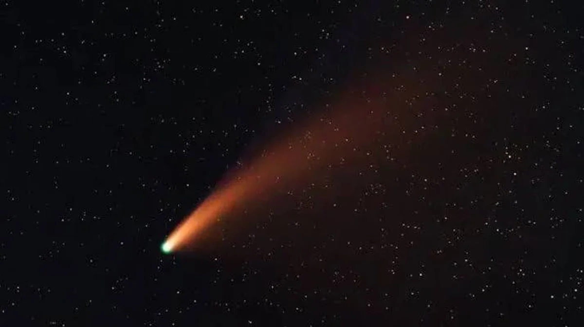 Deze passage van de zon verklaart de vreemde blauwe gloed van komeet 3I/ATLAS