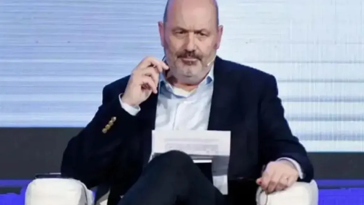 Sturzenegger's Vreemde Missie: Waarom hij er alles aan doet om AI-wetgeving in Argentinië te blokkeren