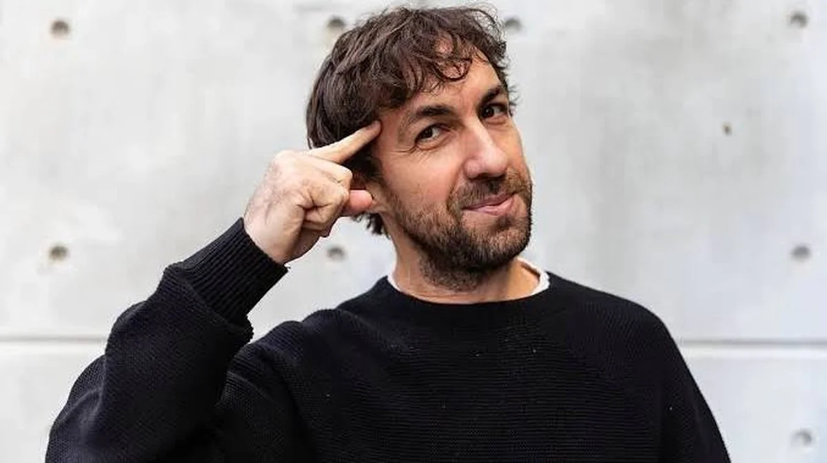 Stop mistaking ChatGPT for genius: what experts *really* know about AI