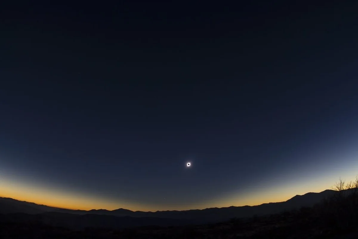 Waarom je de zonsverduistering in 2026 moet zien vanaf een cruiseschip nabij Mallorca