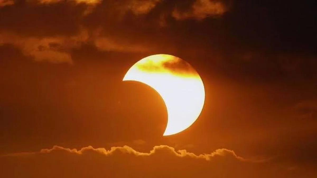 Zeldzaamheid: de dag wordt nacht tijdens de langste zonsverduistering van de eeuw