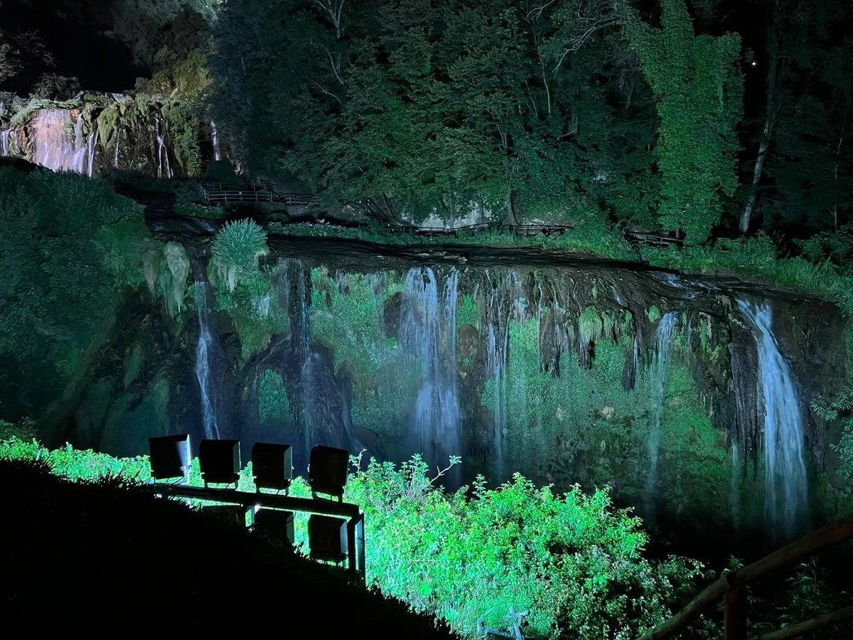 Waarom speleologen de verborgen travertijngrotten onder de Marmore-waterval verkennen - image 1